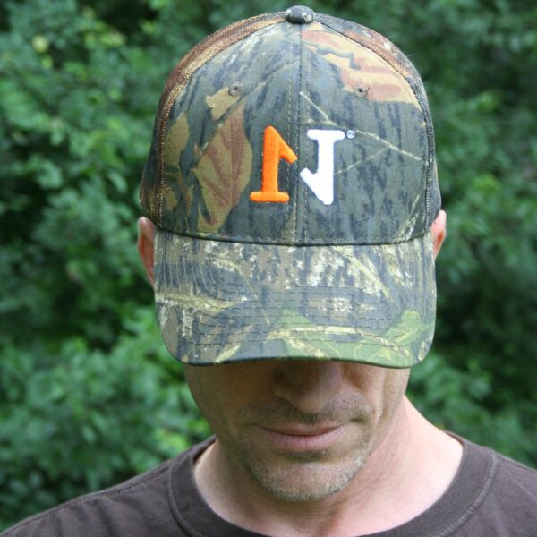 N1 outdoors mossy oak hat man