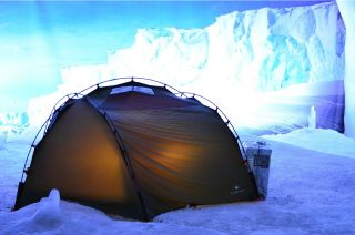 tent in snow