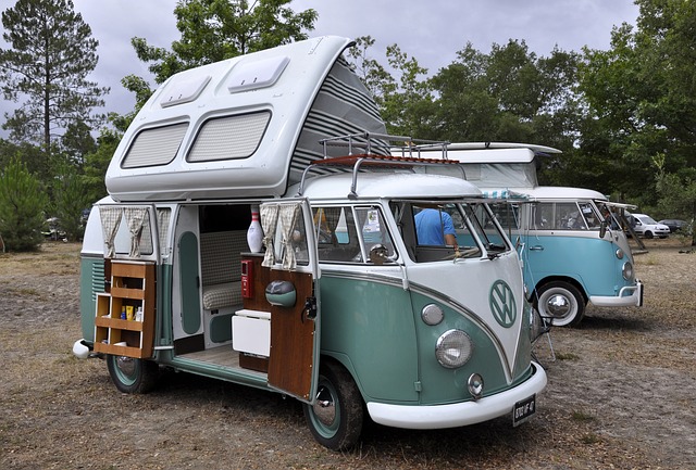 vw van with rooftop camper