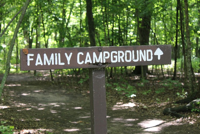 family campground sign