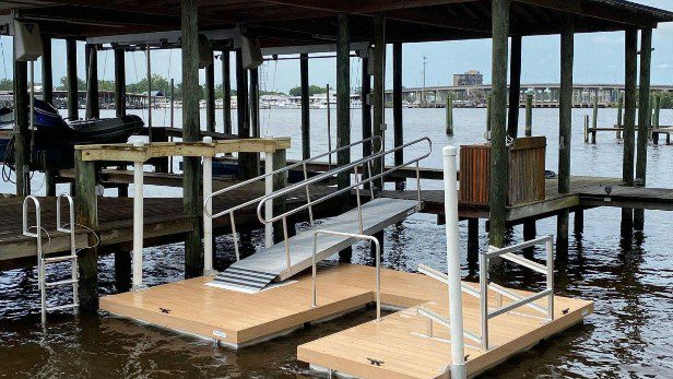 accudock boomer kayak dock