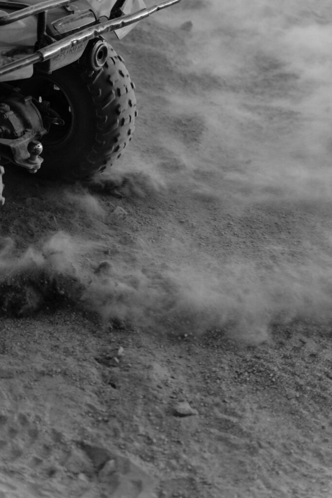 atv kicking up dust