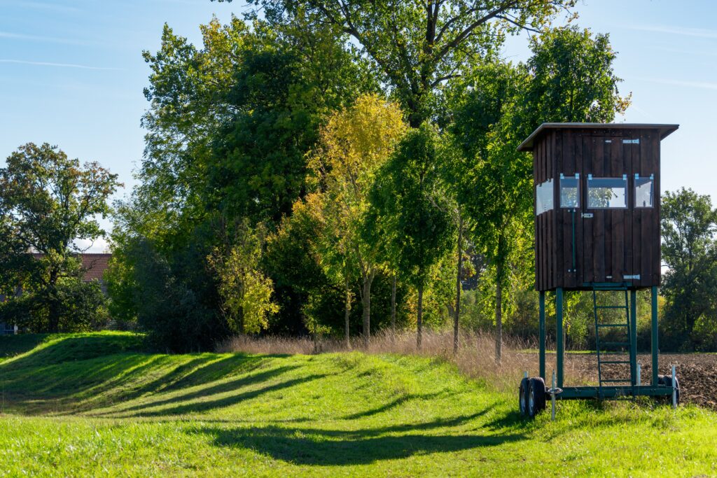 box stand on edge of food plot